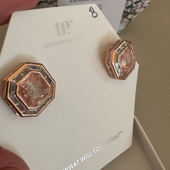 Make It Count, Darling Earrings – April 2025 Birthday Collection 🤍🎉 - Picture 3 of 5